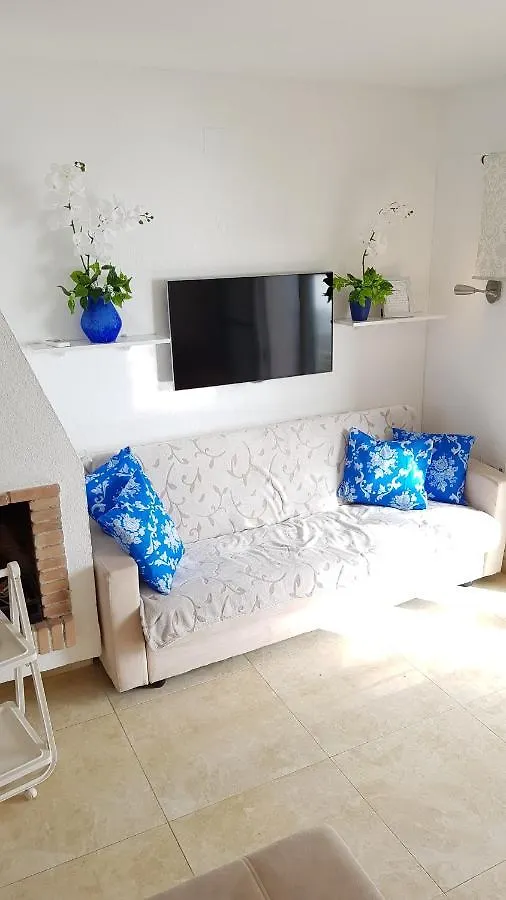 Elena Flat A Little Paradise Right On The Beach Sitio de Calahonda 0*,  Spain