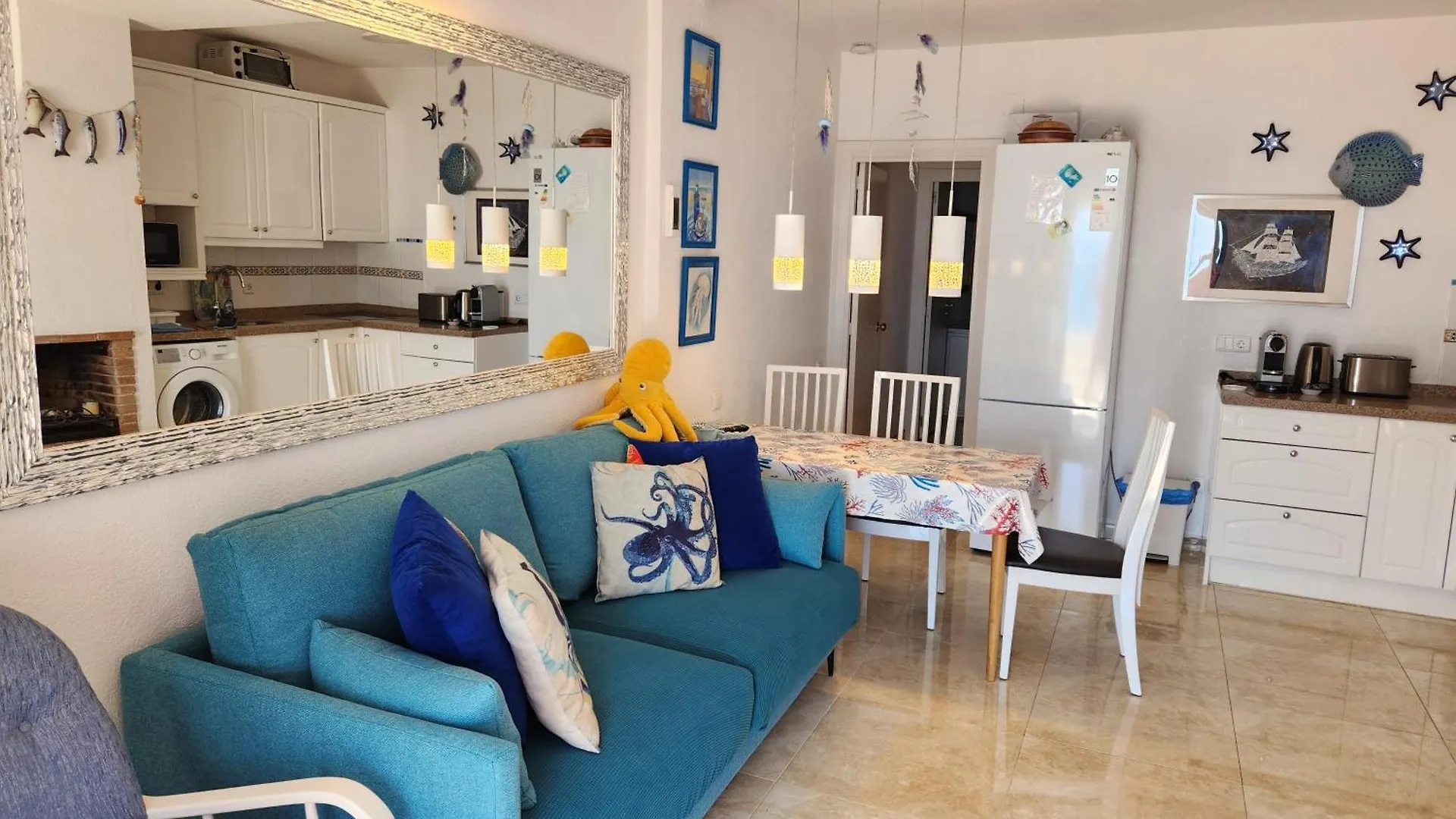 Apartment Elena Flat A Little Paradise Right On The Beach Sitio de Calahonda